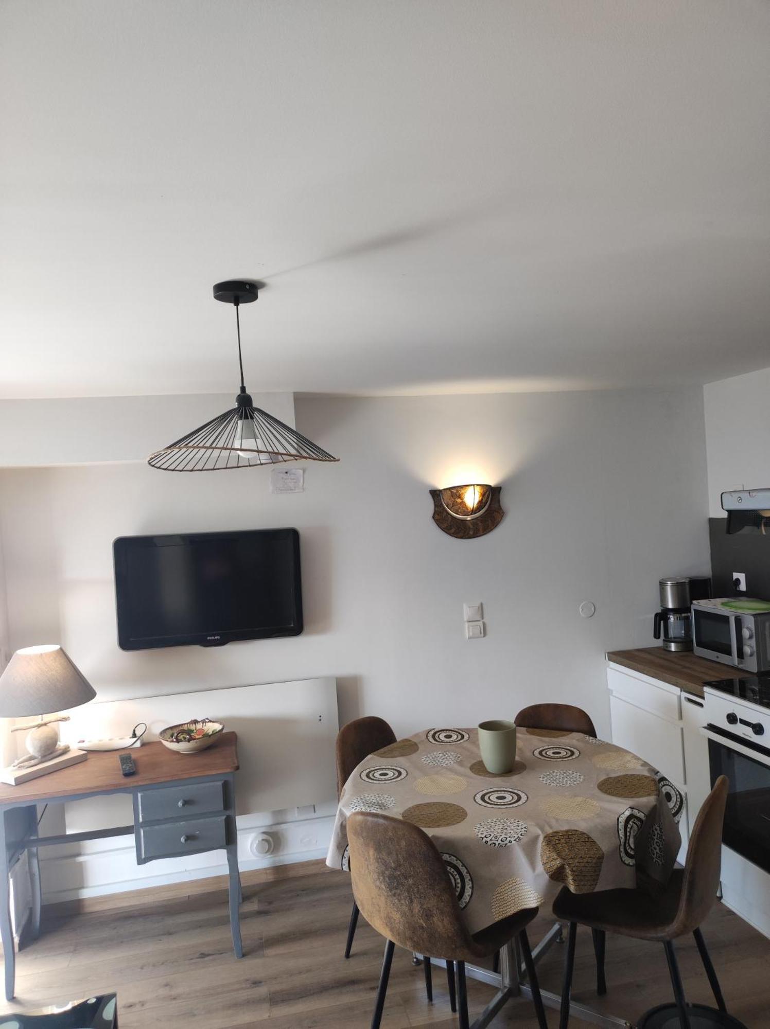 Апартаменты F2 Exterieur Lit King Size Brives-Charensac Экстерьер фото